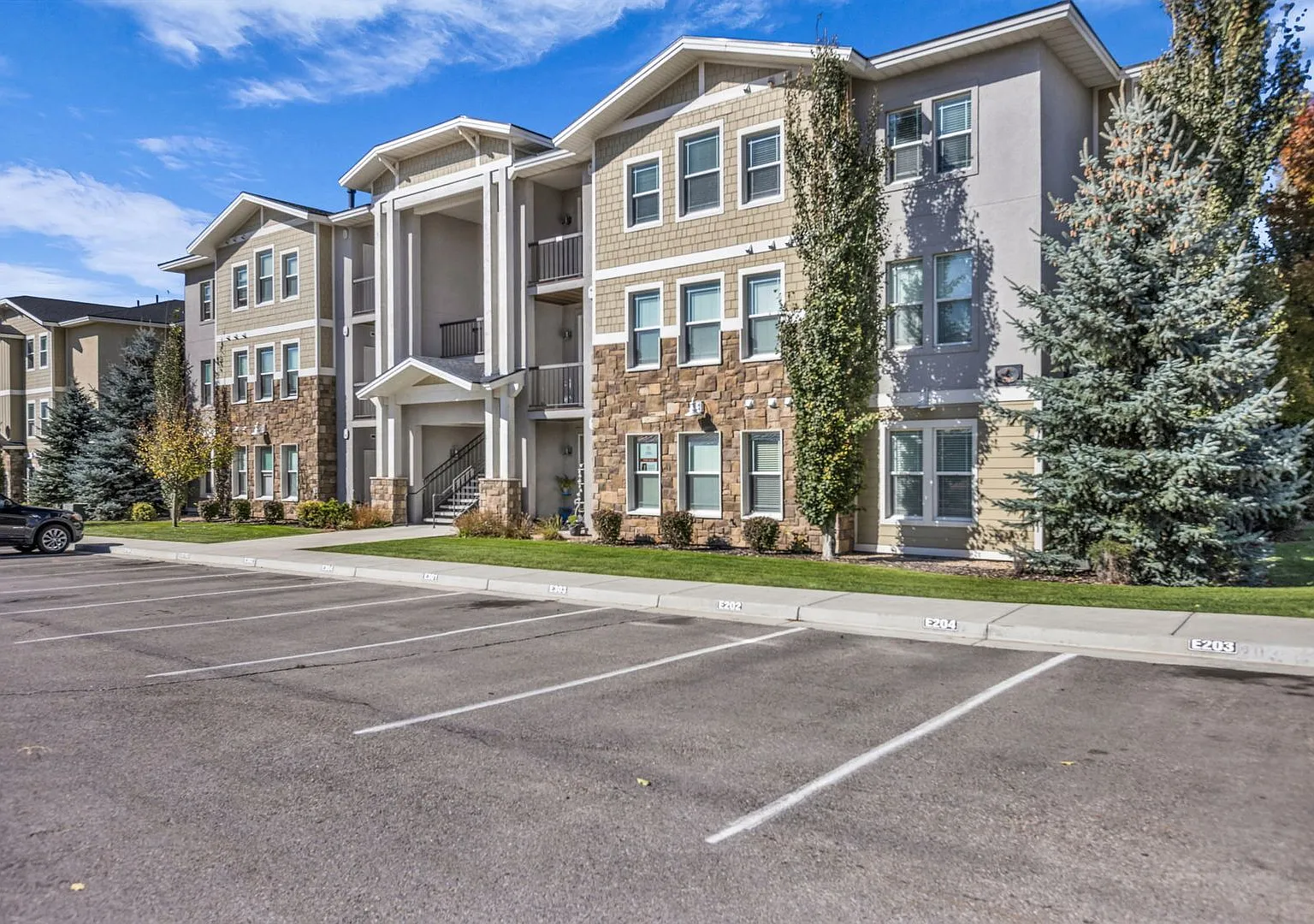 Heber Ranch Landing Condo — Photo 1