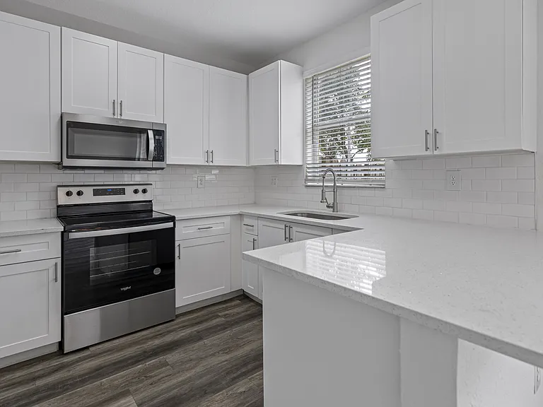 1427 SE 24th Rd — Photo 31