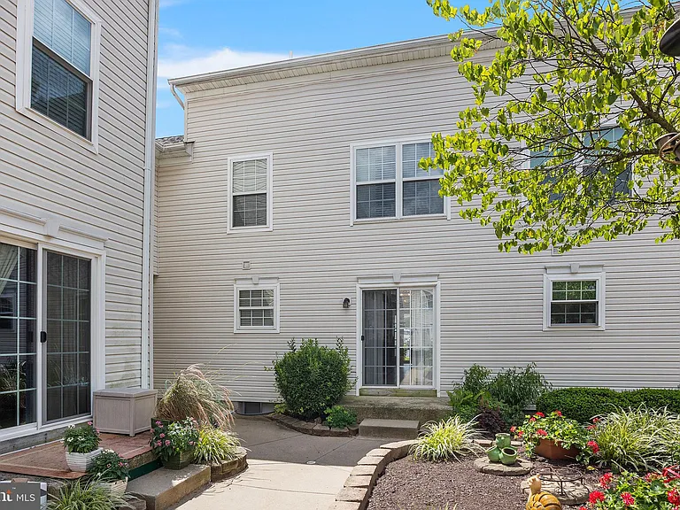 618 Songbird Ct #177 — Photo 22