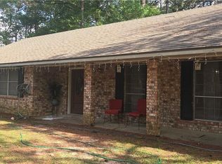 114 Comanche Dr, Pineville, LA 71360