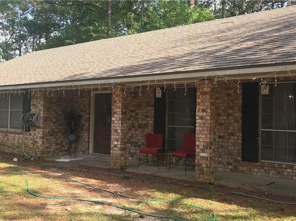 114 Comanche Dr, Pineville, LA 71360
