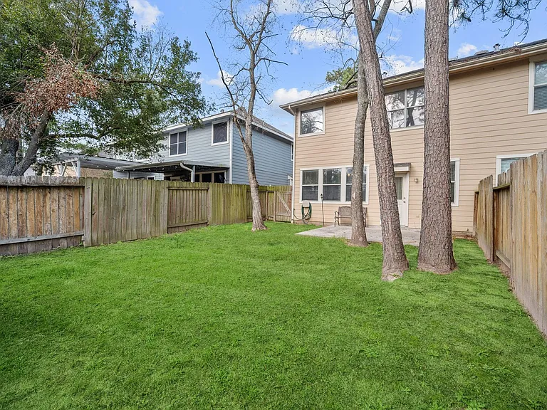 20319 Arbolada Green Ct — Photo 24