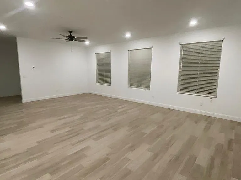 10940 N Blackberry Dr — Photo 7