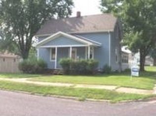 1400 Loretta St, Pekin, IL