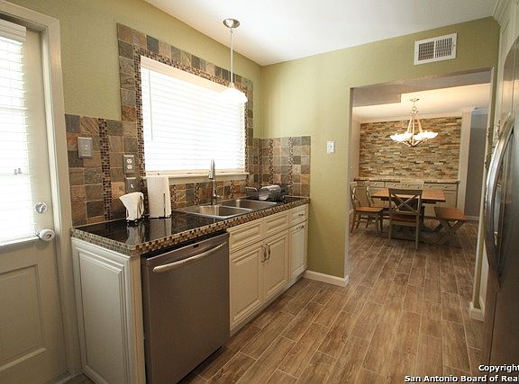 4th image of 7600 BROADWAY ST #10B