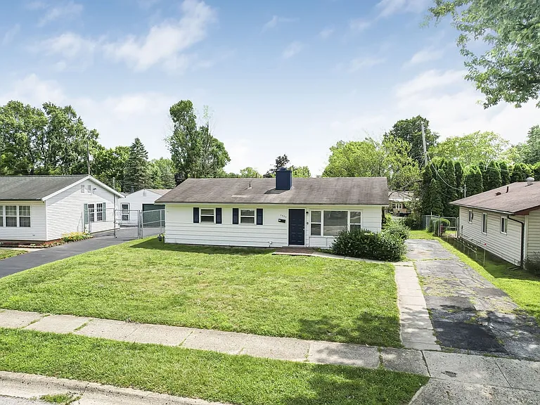 7399 Wollam Ave — Photo 40