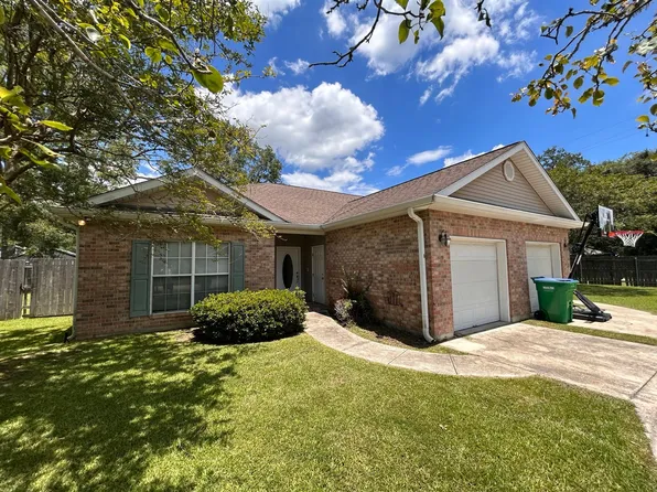 12322 Pineview Ln #B, Ponchatoula, LA 70454