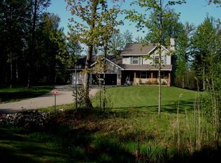 845 Twin Maple Ct, Little Suamico, WI 54141