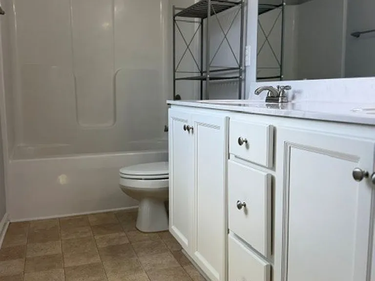 108 Emmitt And Angies Dr — Photo 17