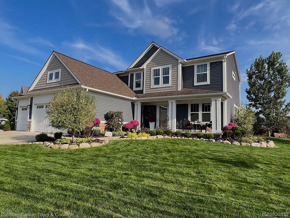 1st image of 1129 Riverstone Cir