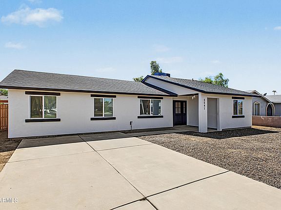 3rd image of 8847 W WELDON Avenue