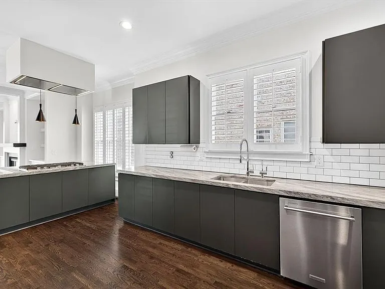 2063 Mason Mill Rd — Photo 13