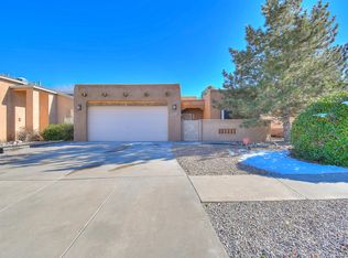 9524 Vista Casitas Dr NW, Albuquerque, NM 87114