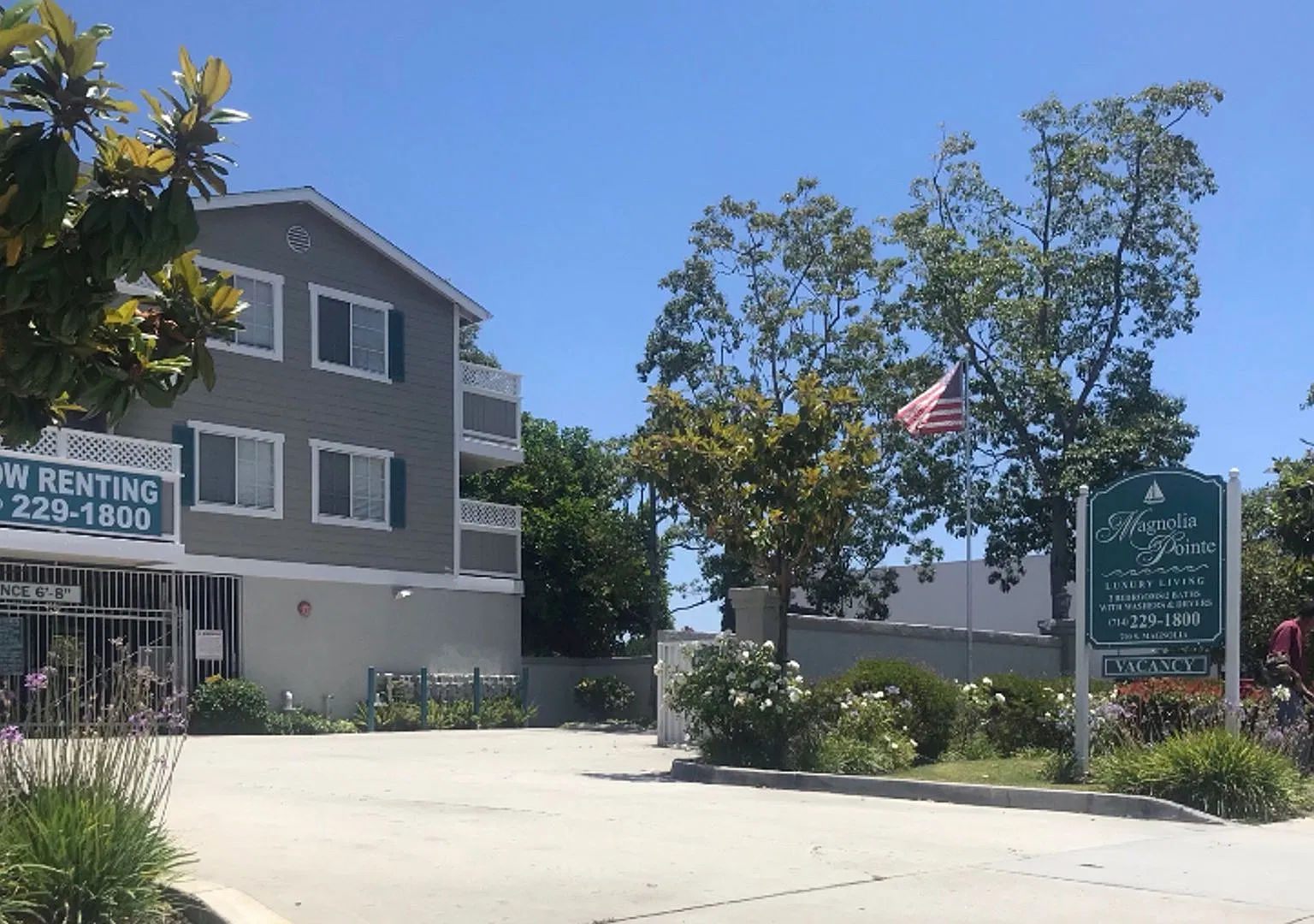 700A — Photo 1
