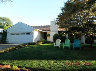 12790 SW Galloway Ct, Beaverton, OR 97008