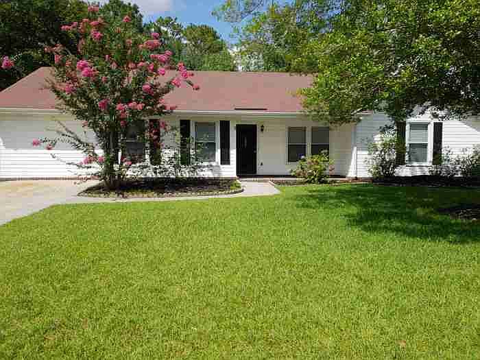 1st image of 205 Buckskin Dr