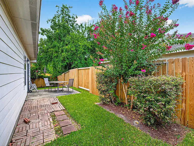 13022 Cherton Ct — Photo 12
