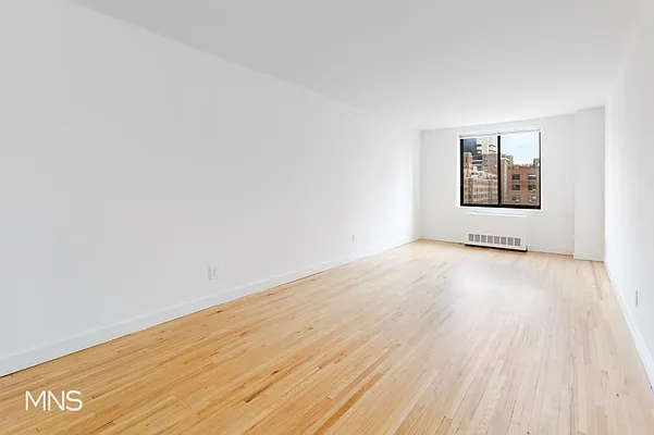 Rented by MNS Marketing | media 11