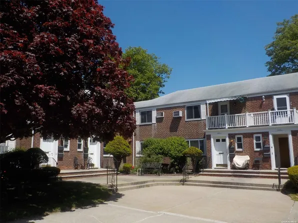 260-27 74th Avenue #H-2, Glen Oaks, NY 11004