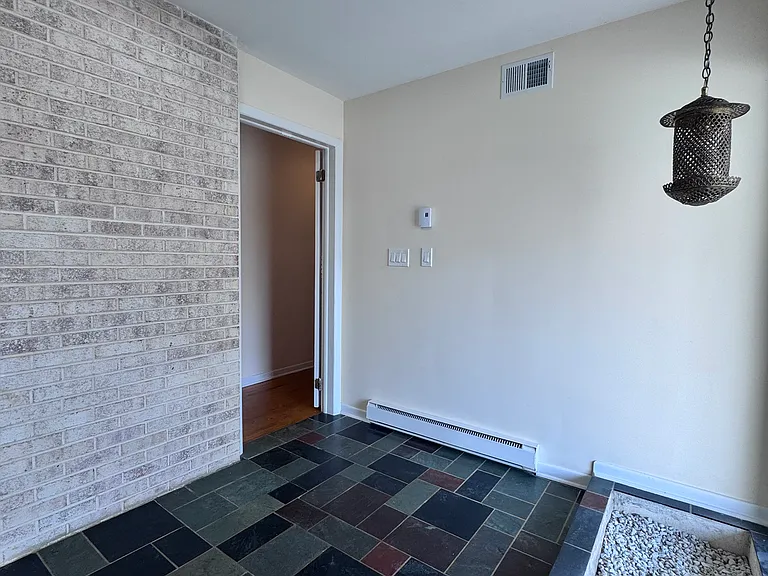 6026 Clubhouse Ln — Photo 16