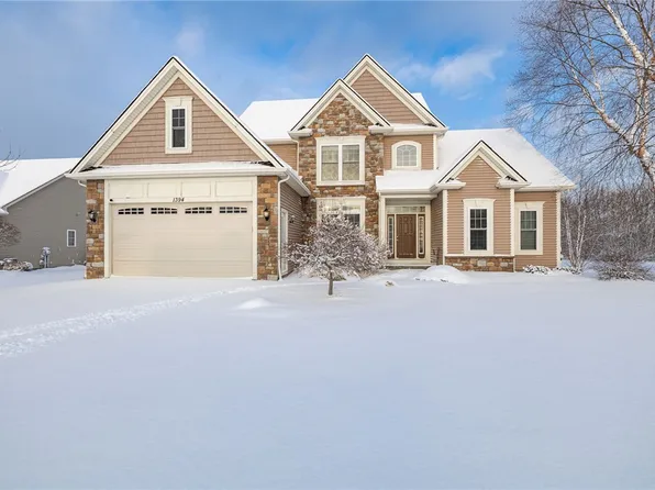 1394 Meadow Breeze Ln, Webster, NY 14580