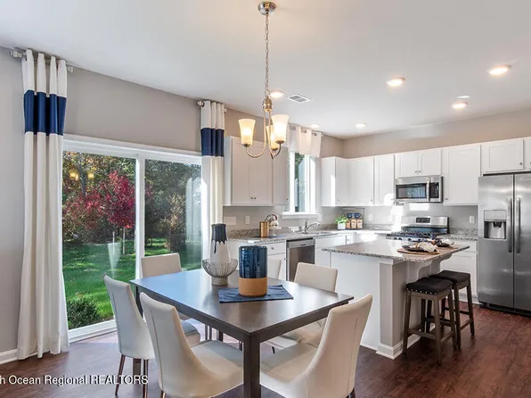 30 Blue Heron Lane, Eagleswood, NJ 08092
