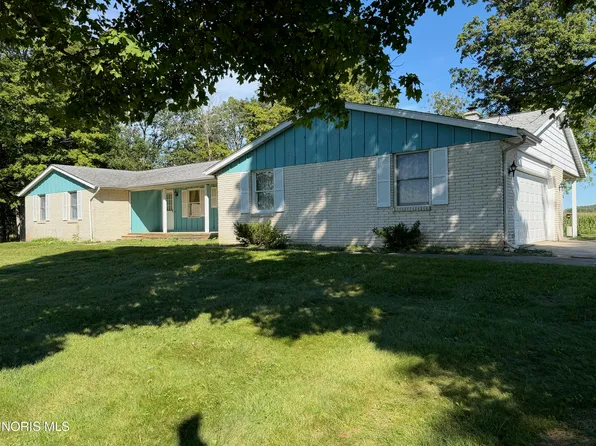 3135 Rosedale Rd, Edgerton, OH 43517