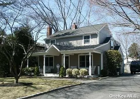 4 bed, 2.0 bath, 2000 sqft, $6,000 — Photo 1