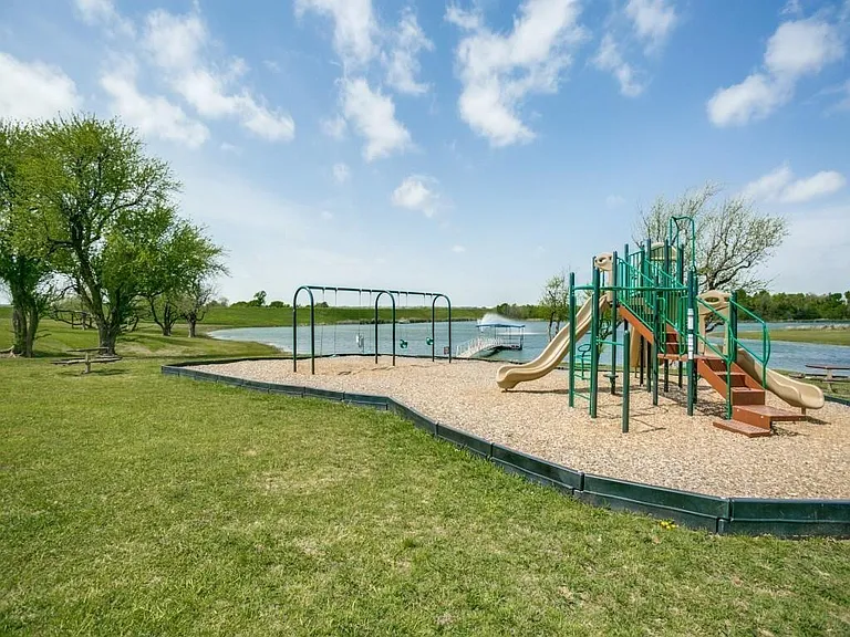 5004 Promised Land Dr — Photo 10