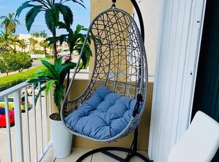 1050 SE 15th St APT 307, Fort Lauderdale, FL 33316