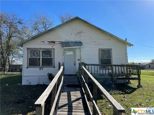 588 S Bowie St, Bartlett, TX 76511