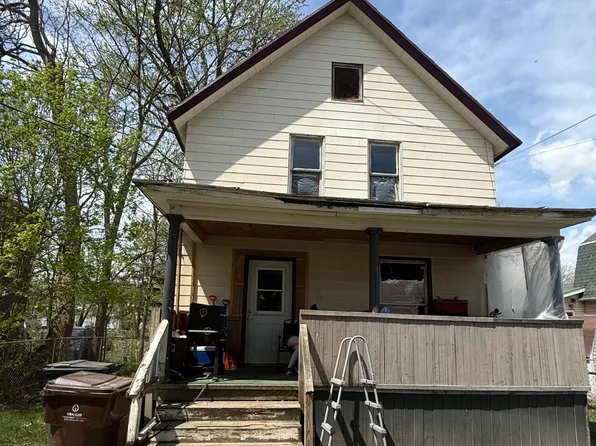 927 N Chestnut St, Lansing, MI 48906