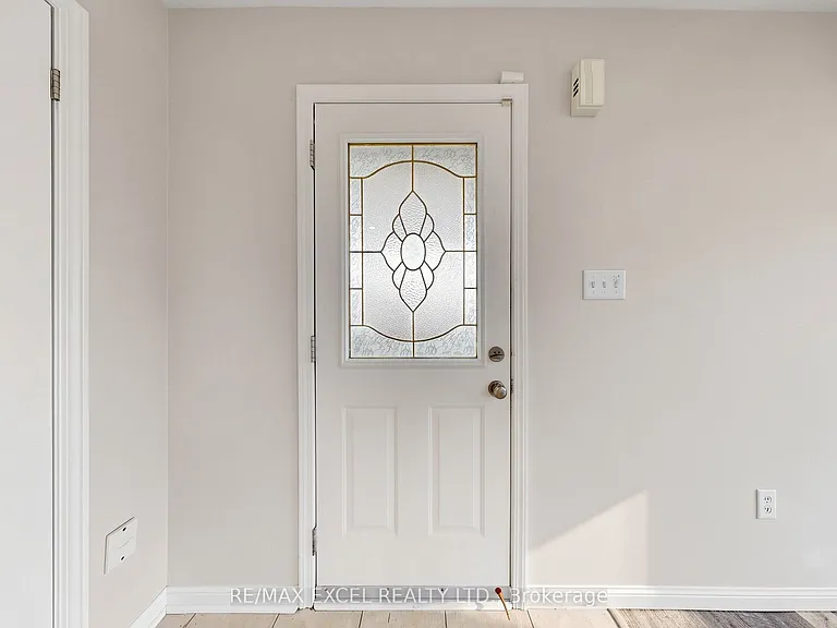 11 Peony St — Photo 7