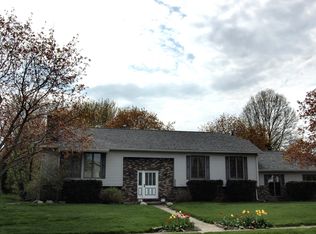 1600 Partridge Way, Chesterton, IN 46304