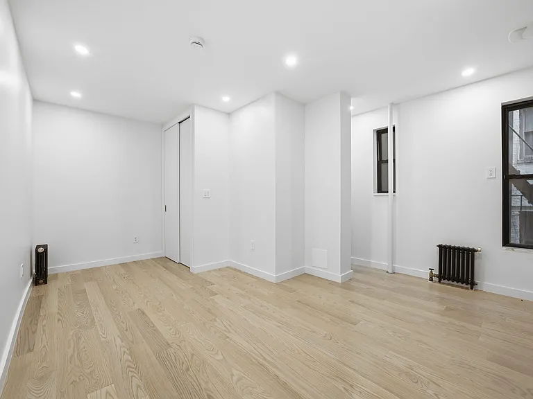 161 Prince St #10A — Photo 5