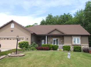 2200 W Orchard Way, Oak Creek, WI 53154