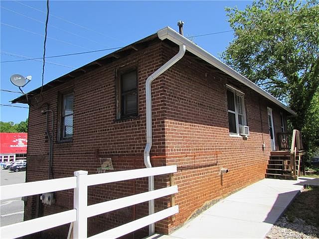 1st image of 421 E Front St #1/2