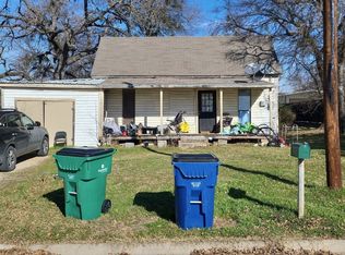 1403 Thompson St, Bridgeport, TX 76426