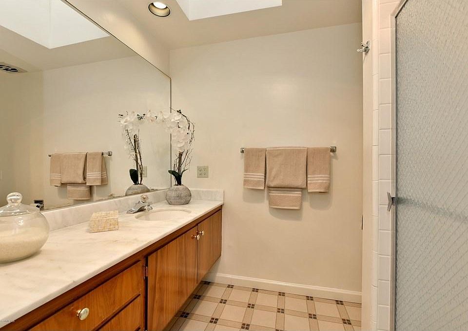 1st image of 960 San Pasqual St APT 309