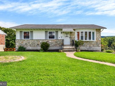 1518 Commonwealth Blvd, Reading, PA, 19607