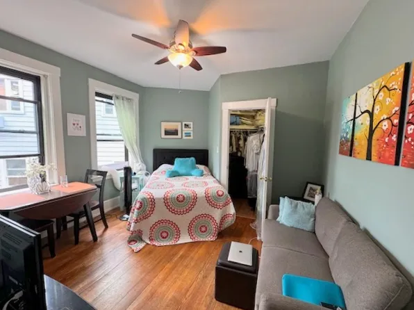 43 Glenville Ave APT 10, Allston, MA 02134