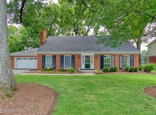 3208 Springcrest Dr, Spring Valley, KY 40241