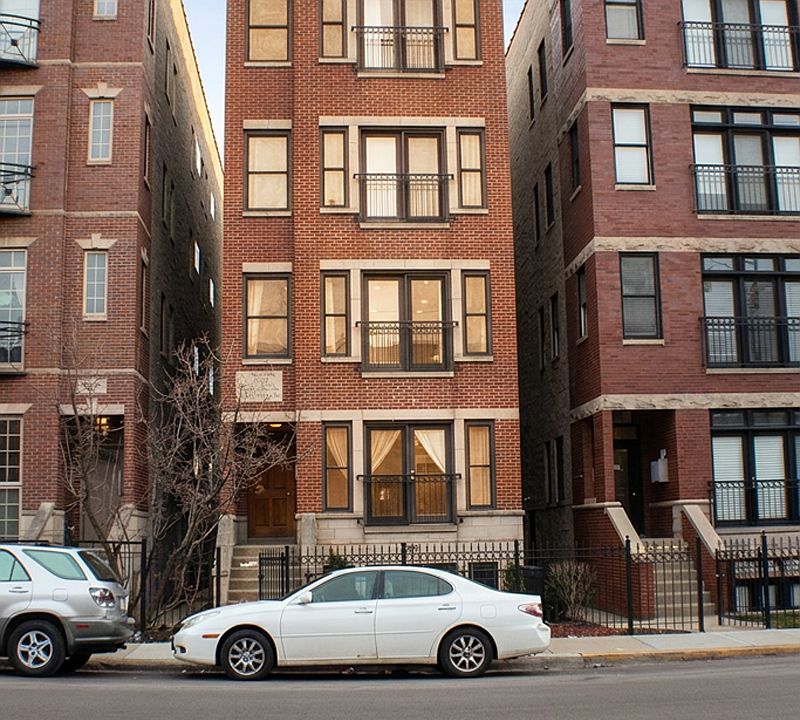 1st image of 2627 W Belmont Ave Unit 2