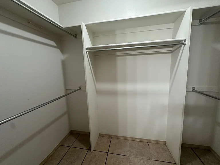 1118 S Ithaca Ave — Photo 11