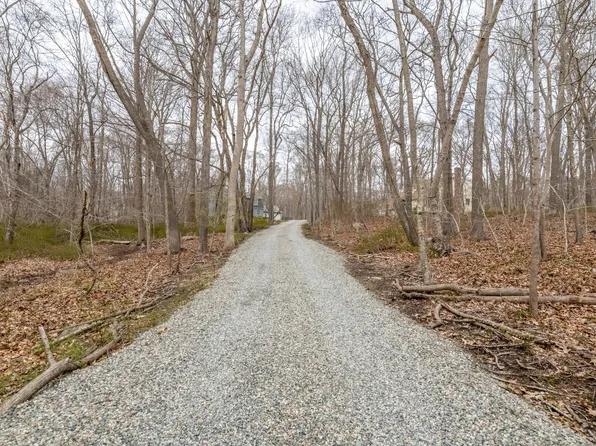34 Browns Lane, Old Lyme, CT 06371