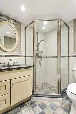 Sold by Compass | media 32