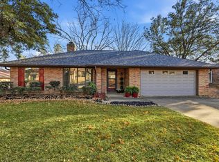 505 Cherry Ann Dr, Euless, TX 76039