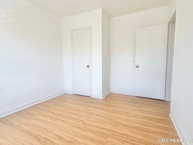 5124 Dundas St W #2 — Photo 7