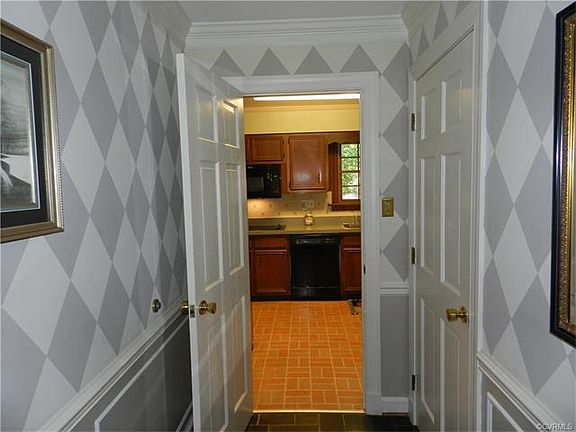 4th image of 4617 Whitestone Dr