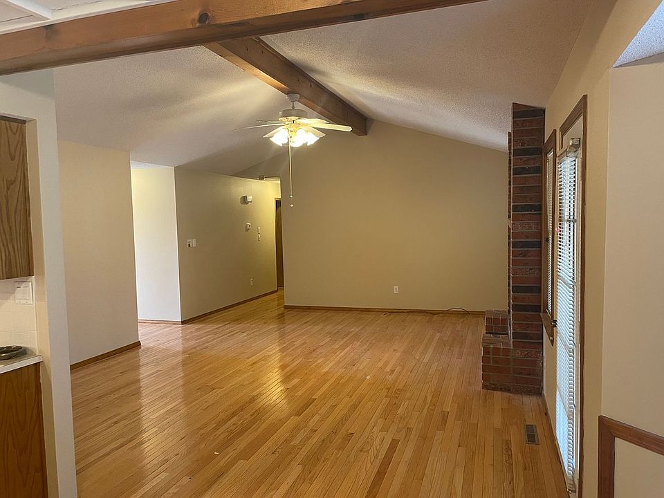 1627 E Woodgate St, Springfield, MO 65804 Zillow